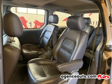 Kia Carnival — 14