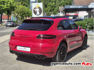 Porsche Macan — 10