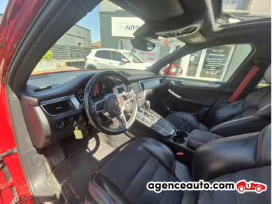 Porsche Macan — 16
