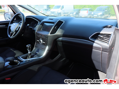 Ford S-Max — 10