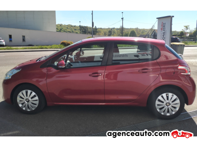 Peugeot 208 — 4