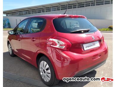 Peugeot 208 — 5