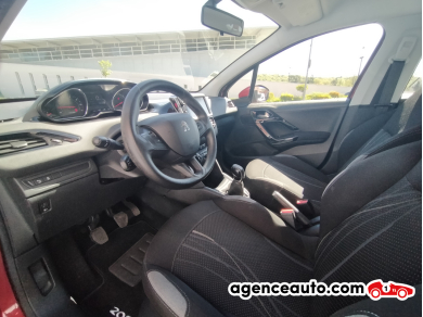 Peugeot 208 — 9