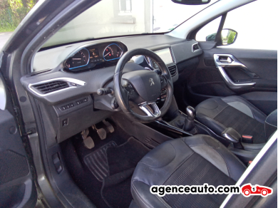Peugeot 2008 — 8