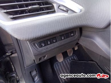 Peugeot 2008 — 27