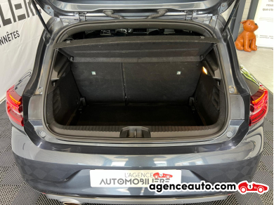Renault Clio — 18
