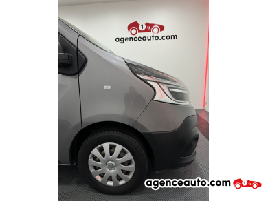 Renault Trafic — 19