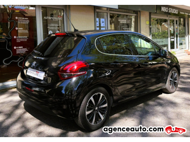 Peugeot 208 — 6
