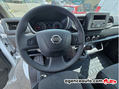 Nissan Interstar — 24