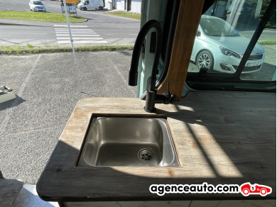 Renault Trafic — 19