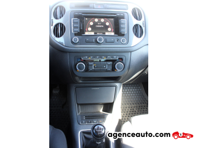 Volkswagen Tiguan — 16