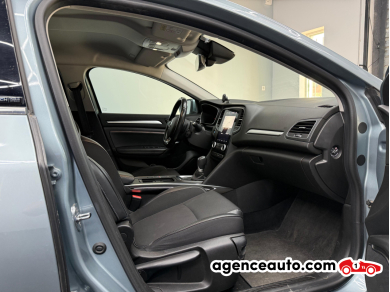Renault Megane Estate — 19