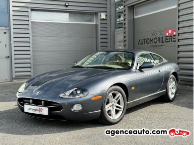 Jaguar XK8
