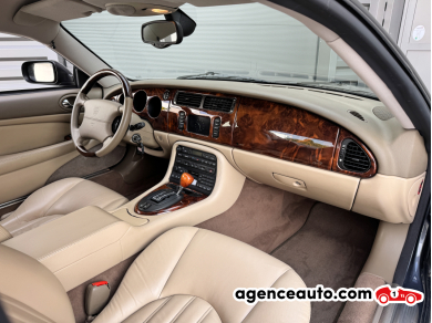 Jaguar XK8 — 10
