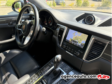 Porsche Macan — 12