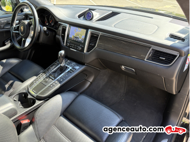 Porsche Macan — 13