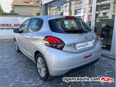 Peugeot 208 — 3