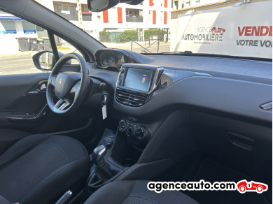 Peugeot 208 — 19