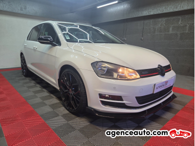 Volkswagen Golf — 3