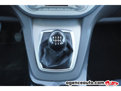 Ford Kuga — 16