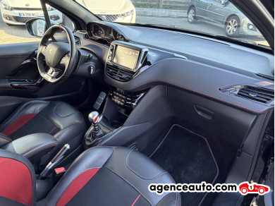 Peugeot 208 — 19
