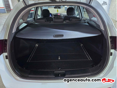 Kia Cee'd — 12
