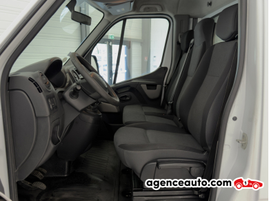 Renault Master — 12
