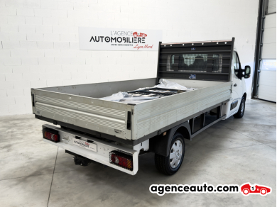 Renault Master — 4