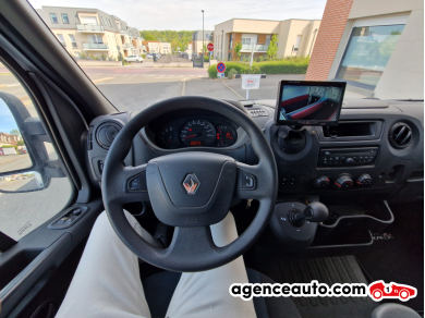 Renault Master — 9