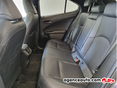 Lexus UX — 14