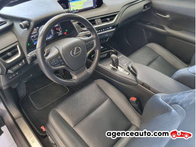 Lexus UX — 11