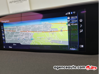 Lexus UX — 27