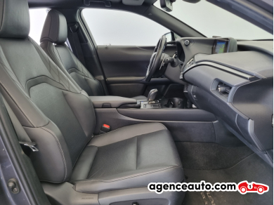 Lexus UX — 19