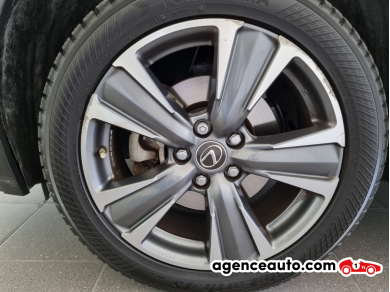 Lexus UX — 32