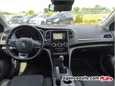 Renault Megane — 14