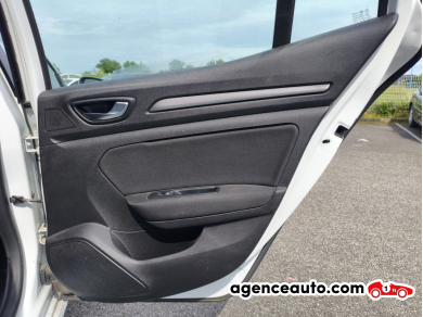 Renault Megane — 19