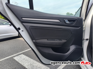 Renault Megane — 26