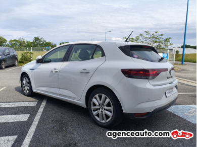 Renault Megane — 5