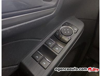Ford Kuga — 24