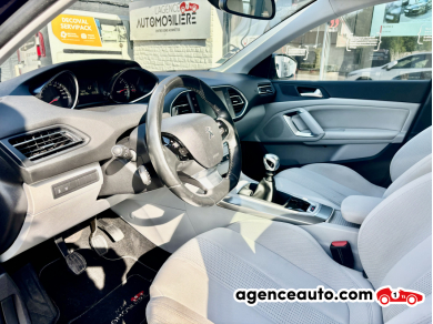 Peugeot 308 — 12