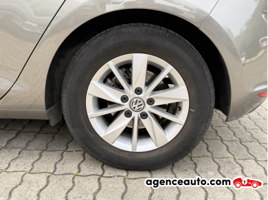 Volkswagen Golf — 21