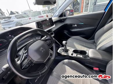 Peugeot 208 — 10