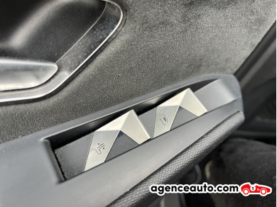 DS DS7 CROSSBACK — 21
