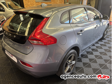 Volvo V40 — 5