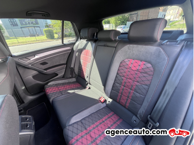 Volkswagen Golf — 31