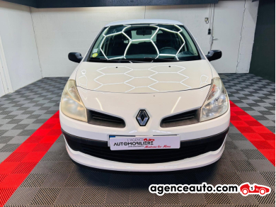 Renault Clio — 2