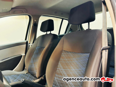 Renault Clio — 10