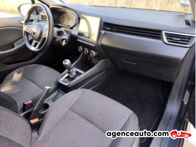 Renault Clio — 12