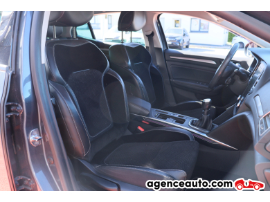 Renault Megane — 8