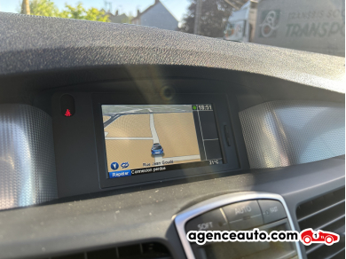 Renault Laguna Estate — 23